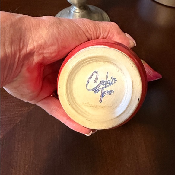 Cedar Tree Pottery, VT - Black & Shades of Coral Travel Mug- NWT - Picture 4 of 5